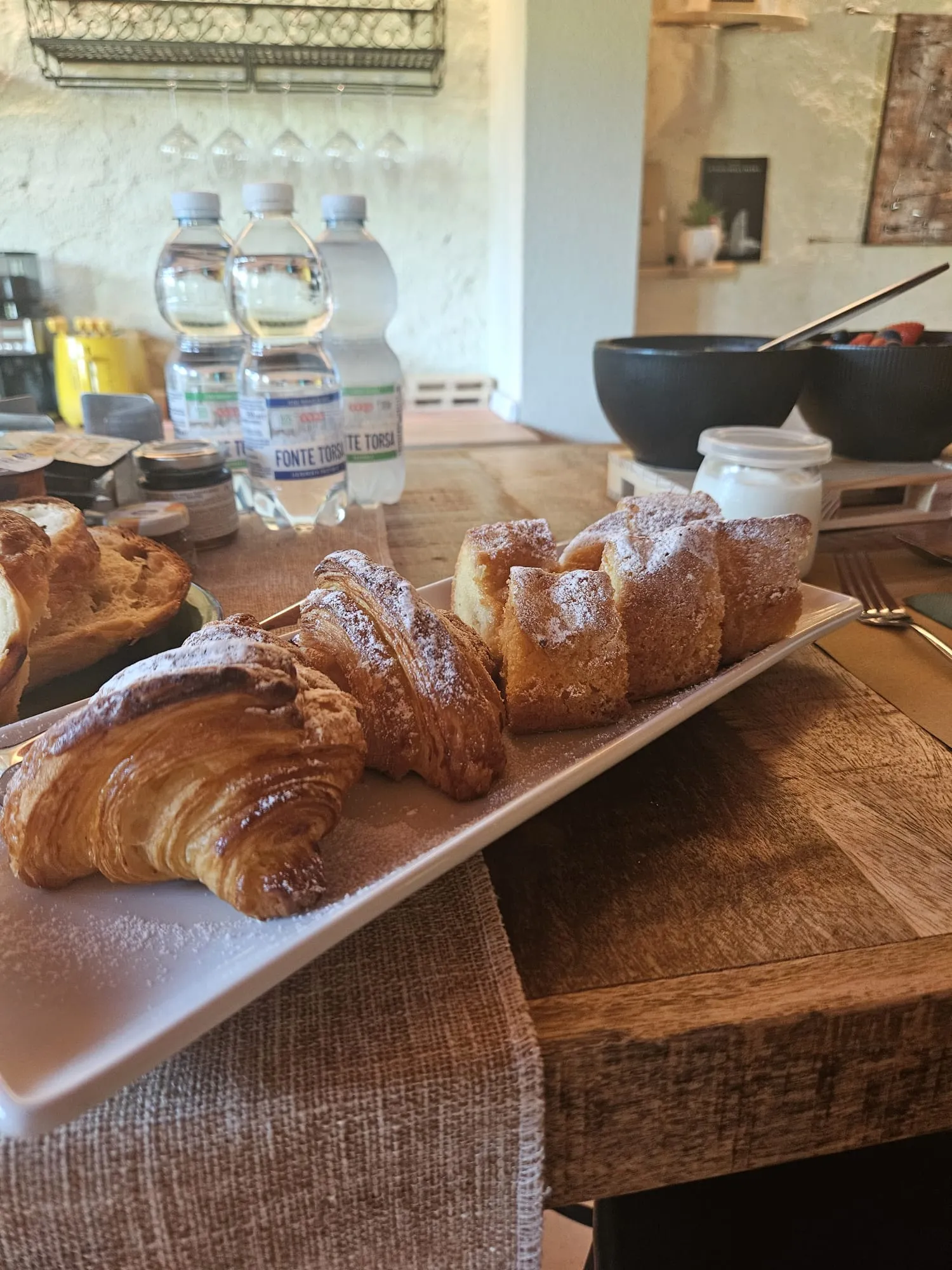 Prodotti artigianali per la colazione — Dolce Vita Guest House, Torreano